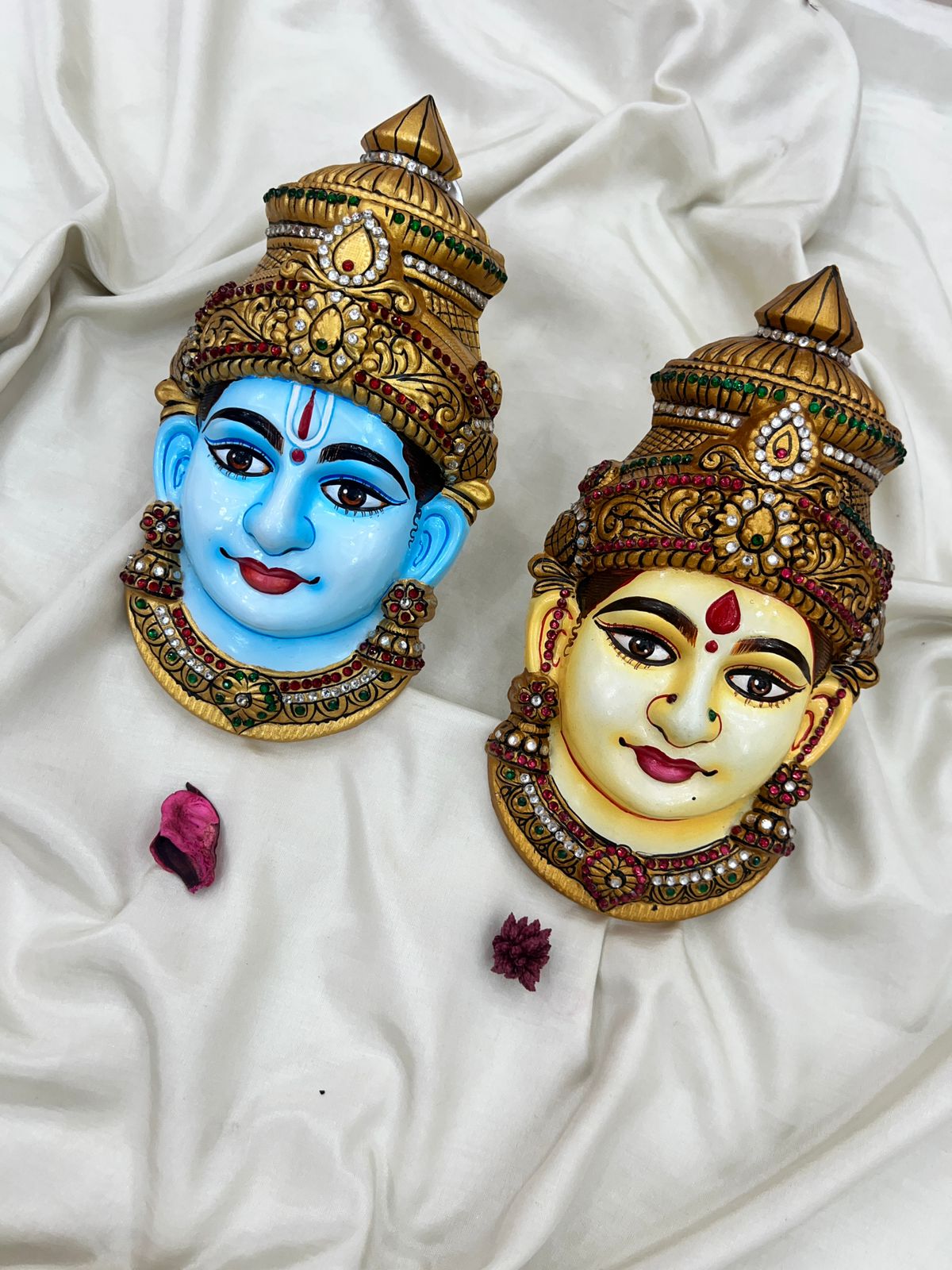 Combo: Lakshmi + Vishnu Idols