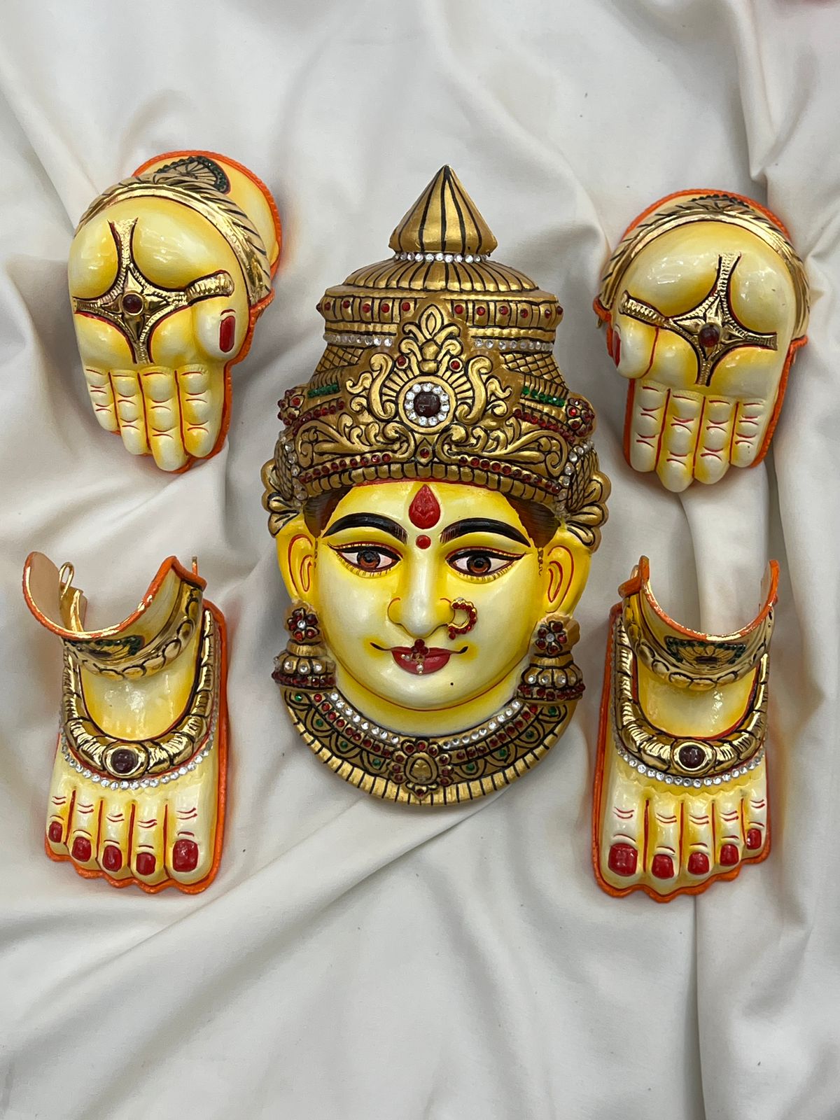 Combo: Lakshmi Idol + Hasta Padha - Skin Shade